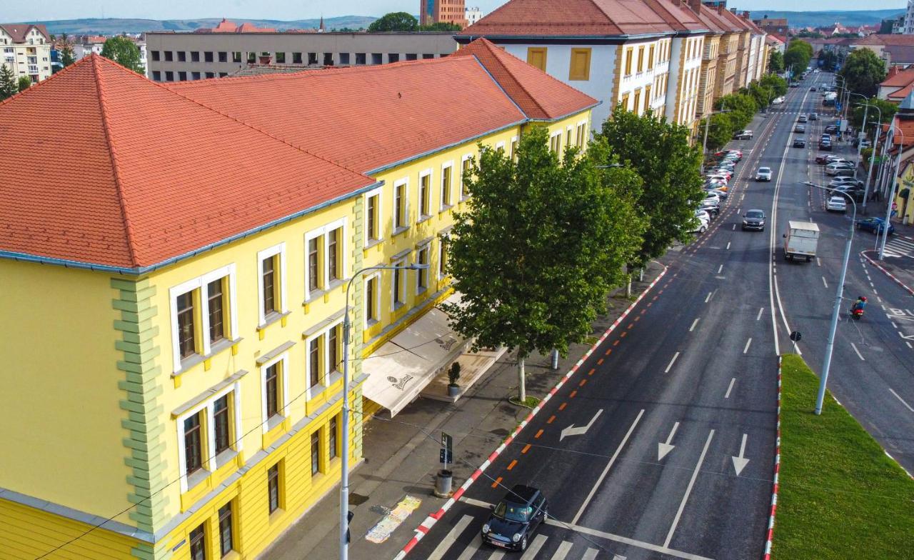 Joyme Hotel Сибиу Экстерьер фото