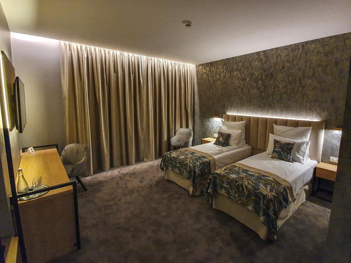 Joyme Hotel Сибиу Экстерьер фото