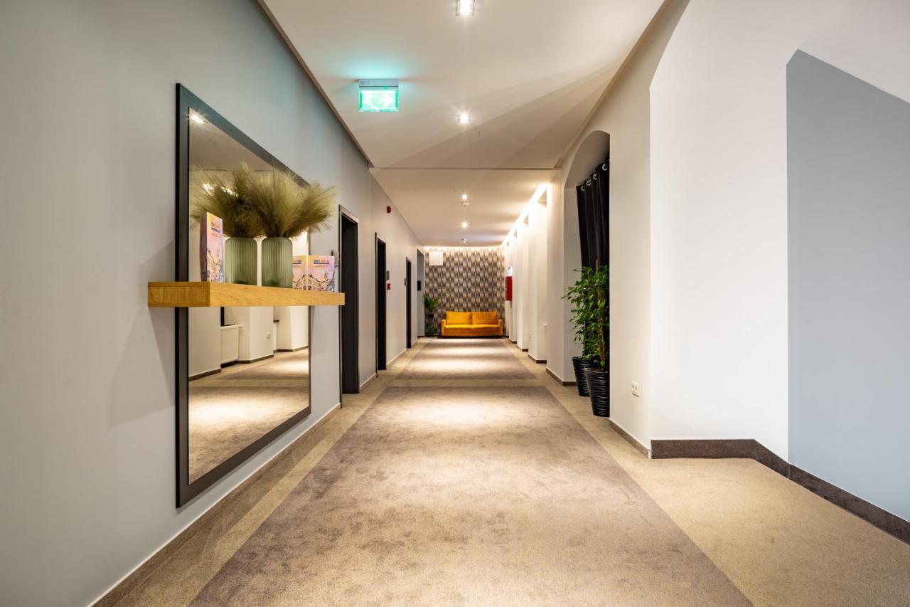 Joyme Hotel Сибиу Экстерьер фото